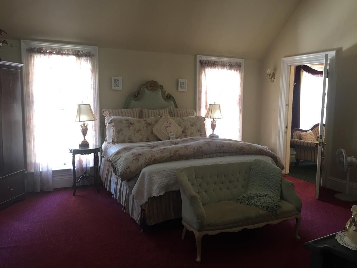 The Gables Wine Country Inn Santa Rosa Oda fotoğraf
